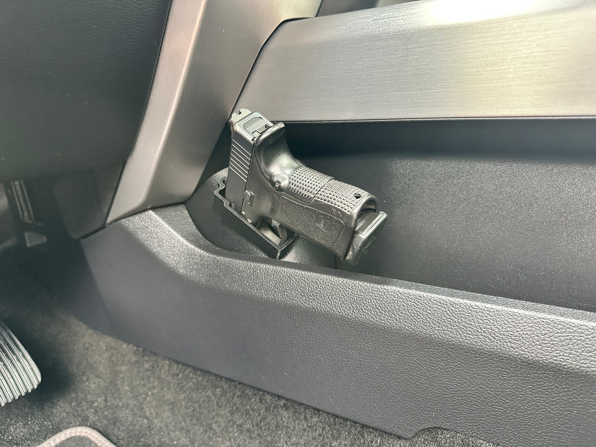15-20 F-150 | 17-22 SuperDuty CSP Pistol Holster (N52 Magnetic stabilization)