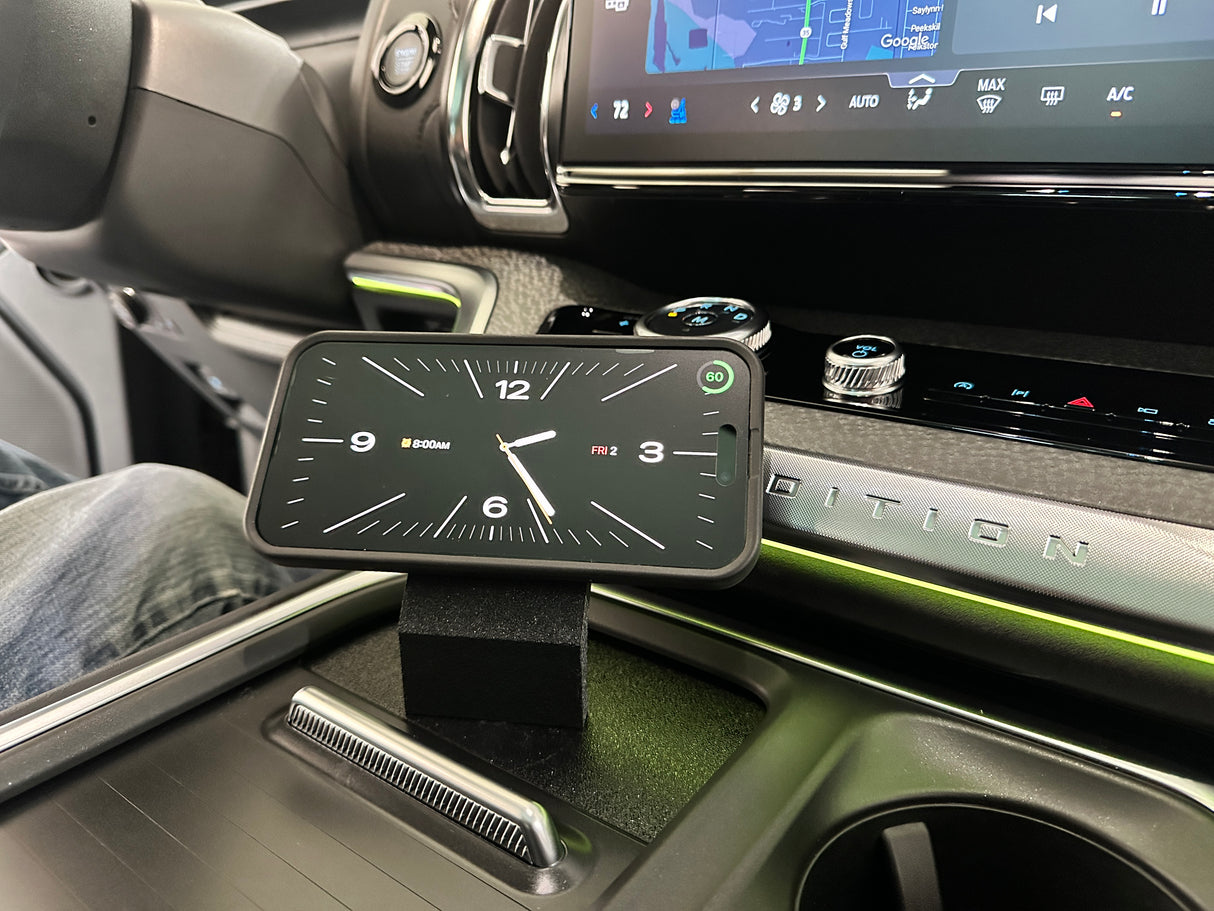 2025 Ford Expedition Mag Safe Wireless Charging Mount (Wireless Charger Included)