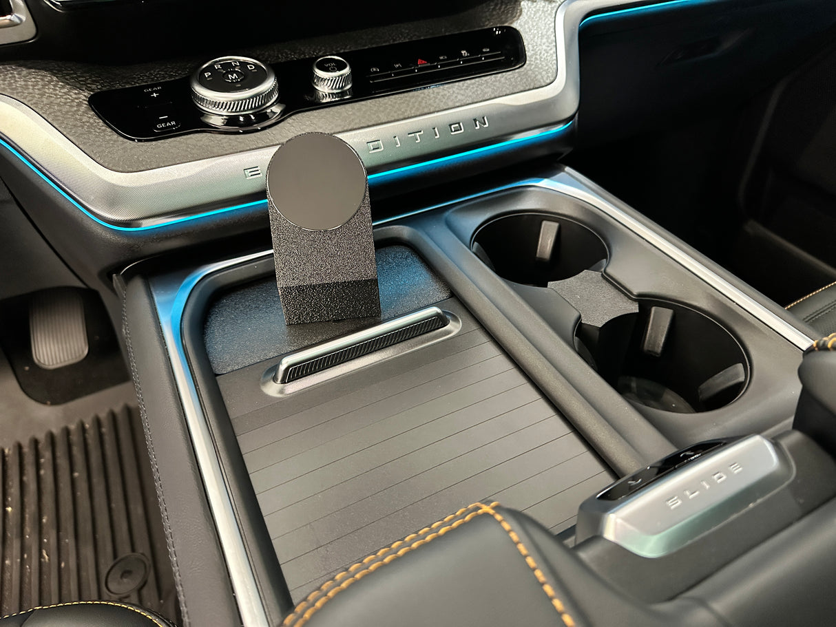 2025 Ford Expedition Mag Safe Wireless Charging Mount (Wireless Charger Included)